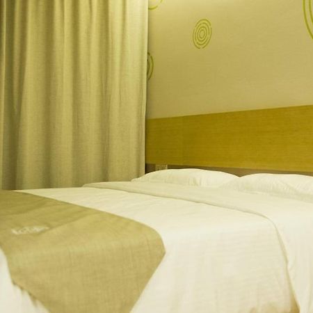 Greentree Inn Nantong Qidong Lvsi Harbour Express Hotel Exterior photo